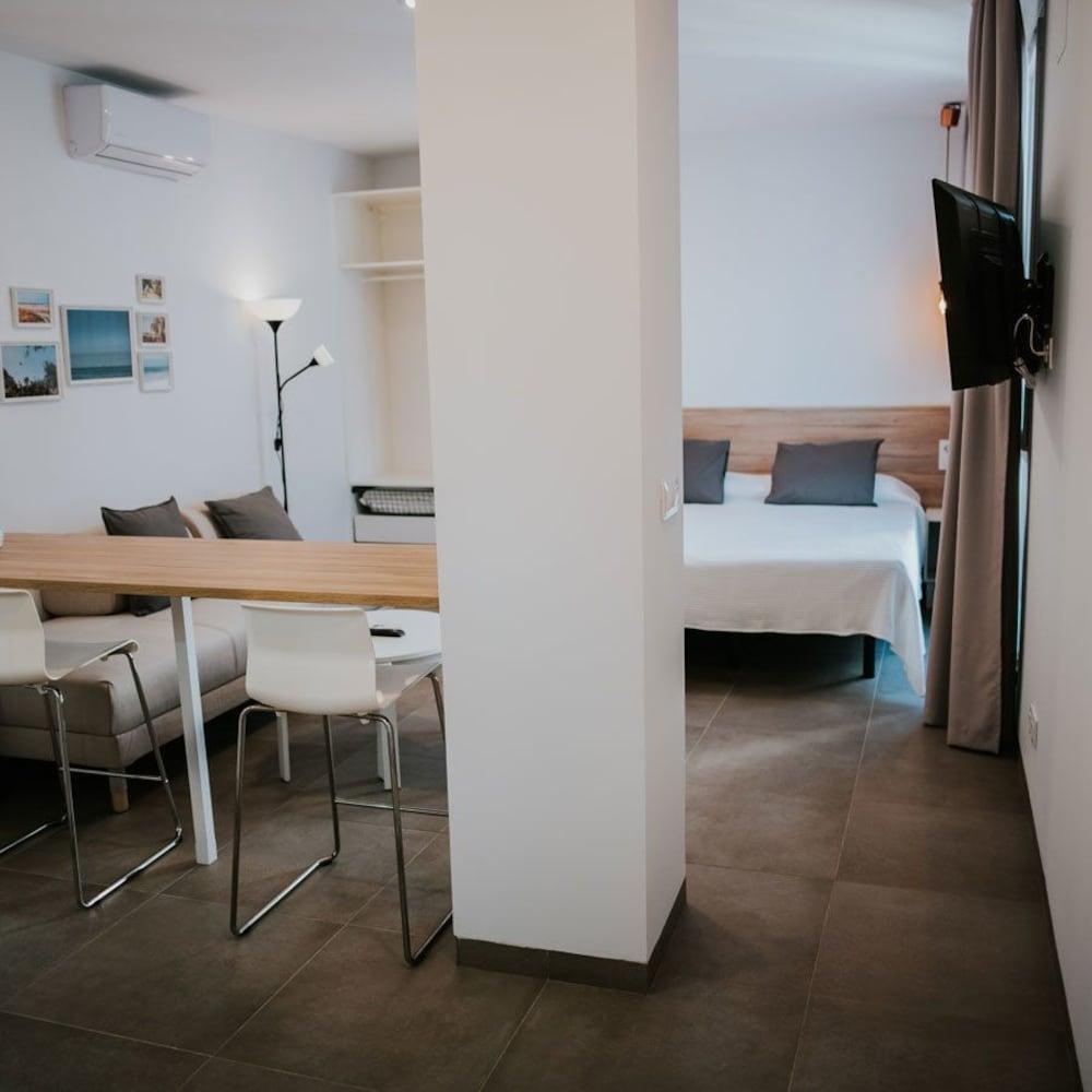 Apartamentos Zhr Захара-де-лос-Атунес Экстерьер фото