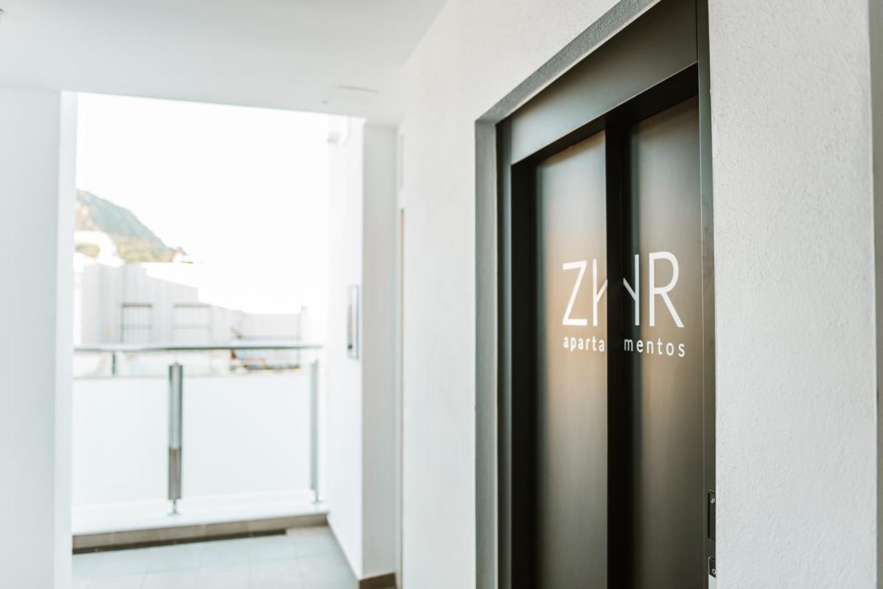 Apartamentos Zhr Захара-де-лос-Атунес Экстерьер фото